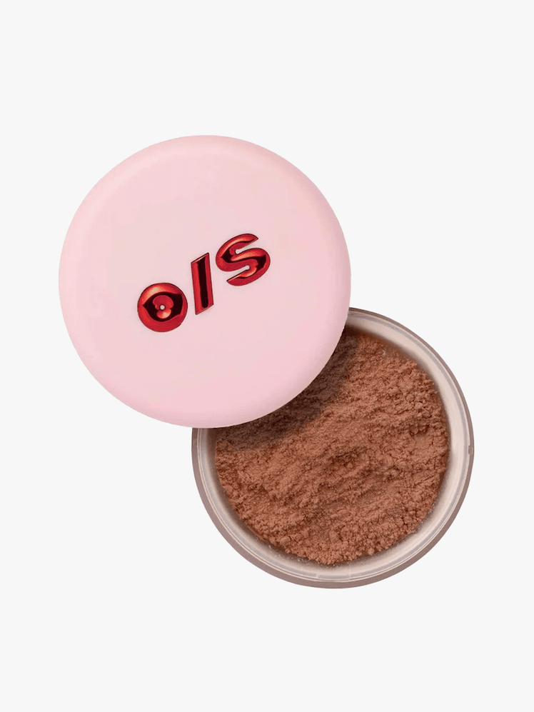 OneSize Blurring Setting Powder Full in branded component on a light gray background